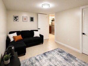 Smart TV - Cozy Modern Apartment Near NYC, Stadium & Shopping (Jersey City)