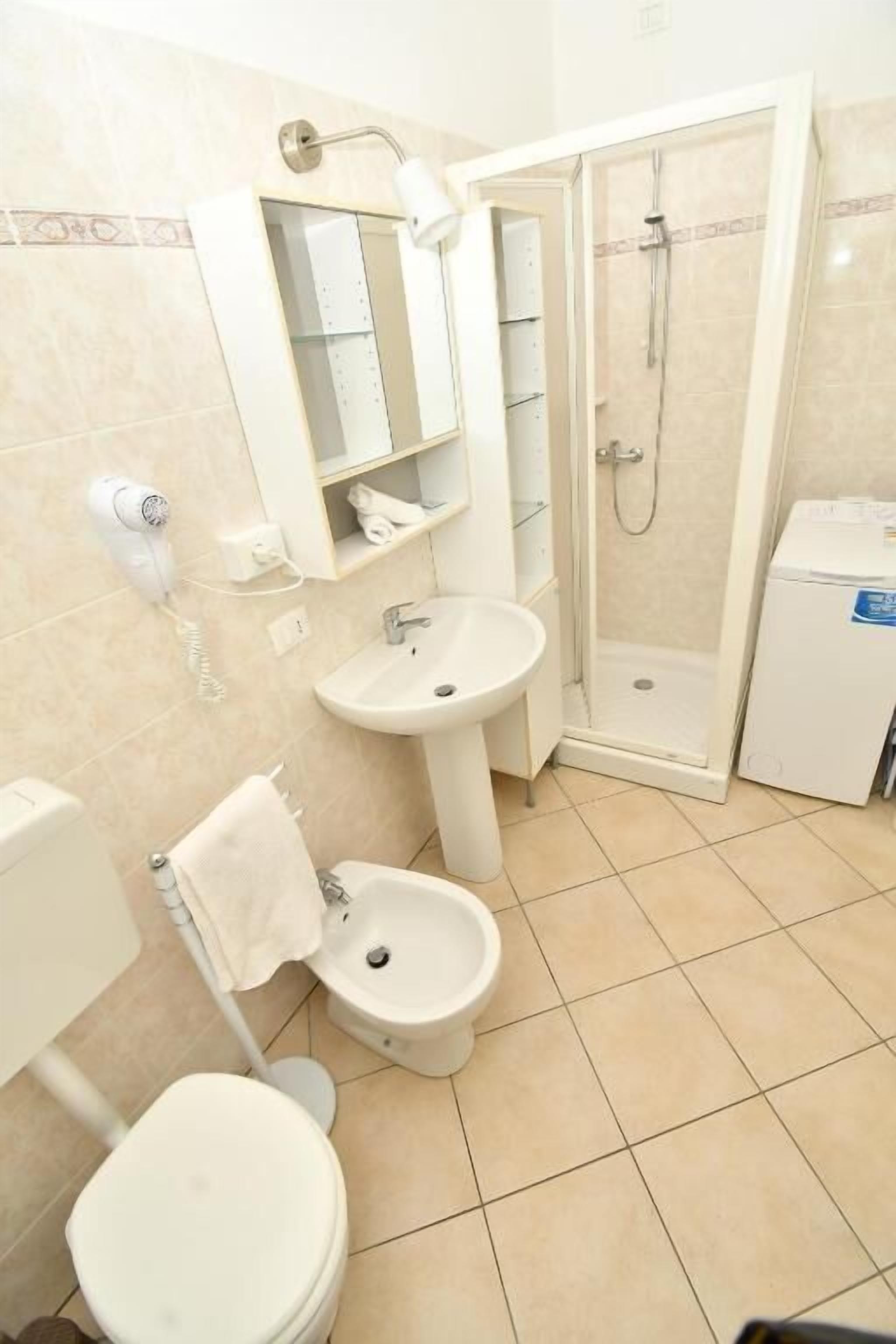 Shower, bidet