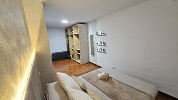 2 Schlafzimmer, WLAN, Bettwäsche
