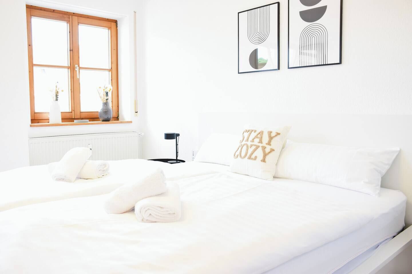 1 slaapkamer, een bureau, gratis wifi, beddengoed