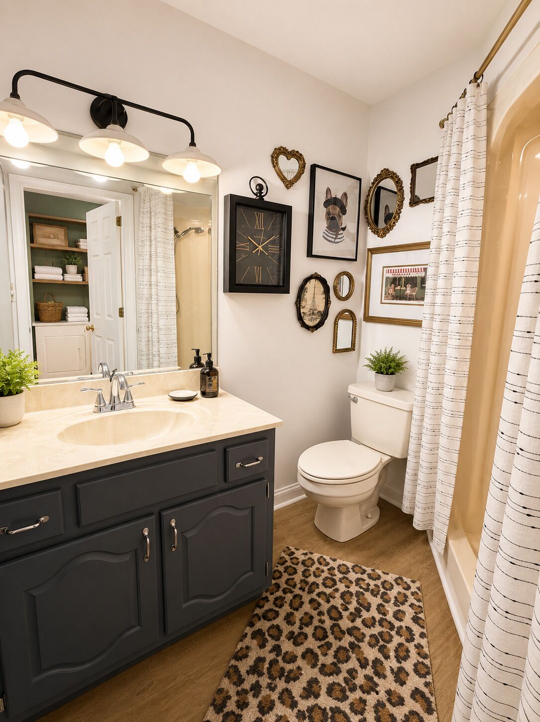 Shower, jetted tub, hair dryer, towels