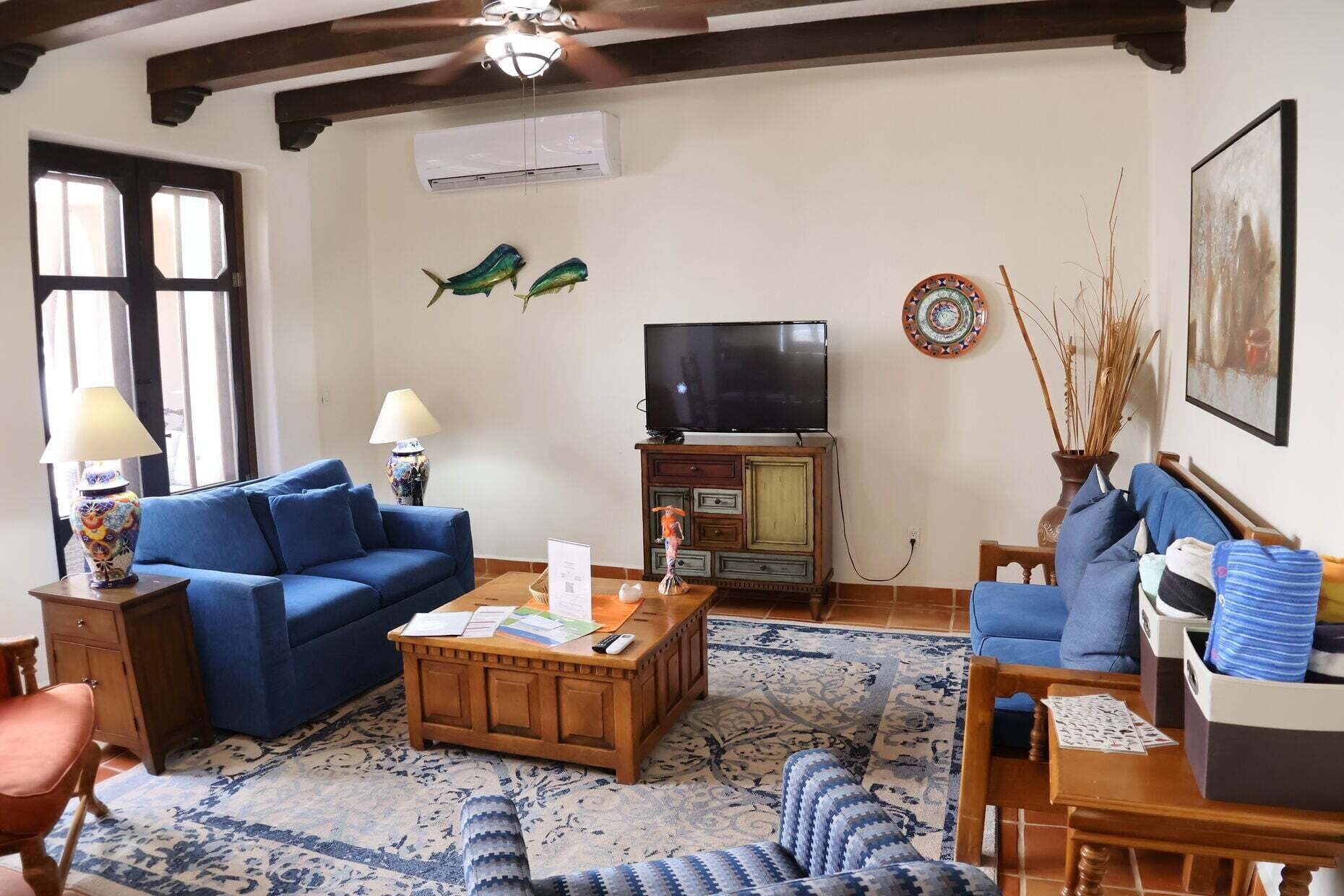 House, Multiple Beds, Pool Access, Ocean View (Casa Vista del Mar) | Living area