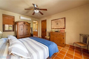 Casa, varias camas, acceso a la alberca, vista a la ciudad (Casa Dos Perros) | 3 habitaciones 