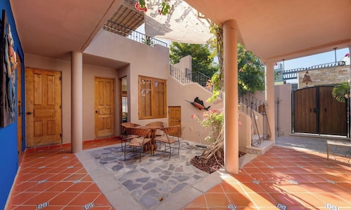 Vacation Rental Experience an Unforgettable Mexican Getaway at Casa Dos Perros