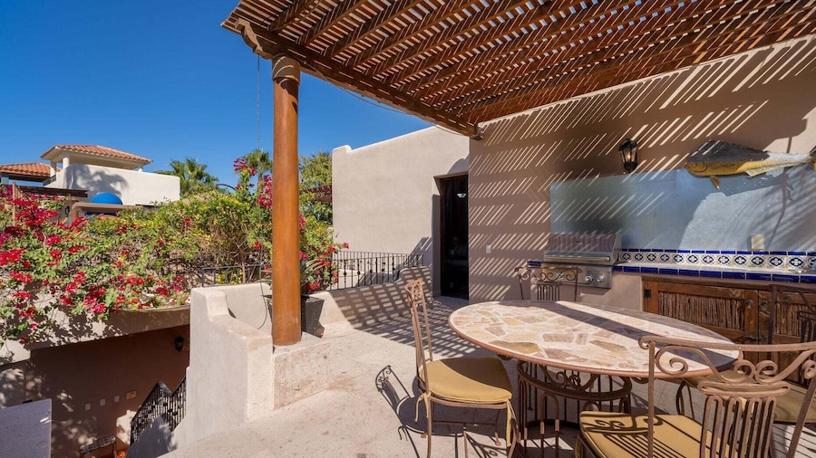 Vacation Rental Experience an Unforgettable Mexican Getaway at Casa Dos Perros