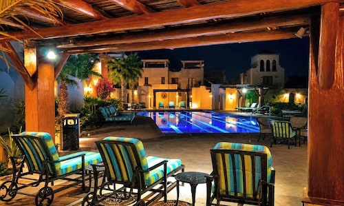 Family Paradise Spacious 3BR Loreto Home · Steps From the Community Pool