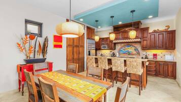 House, Multiple Beds, Pool Access, Ocean View (Casa Hermosa) | Dining