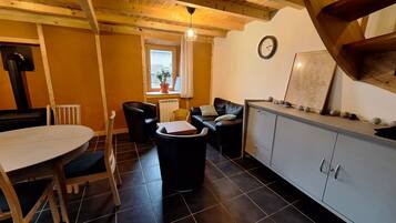 Tv, pejs, dvd-afspiller