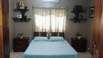 Desk, iron/ironing board, free WiFi