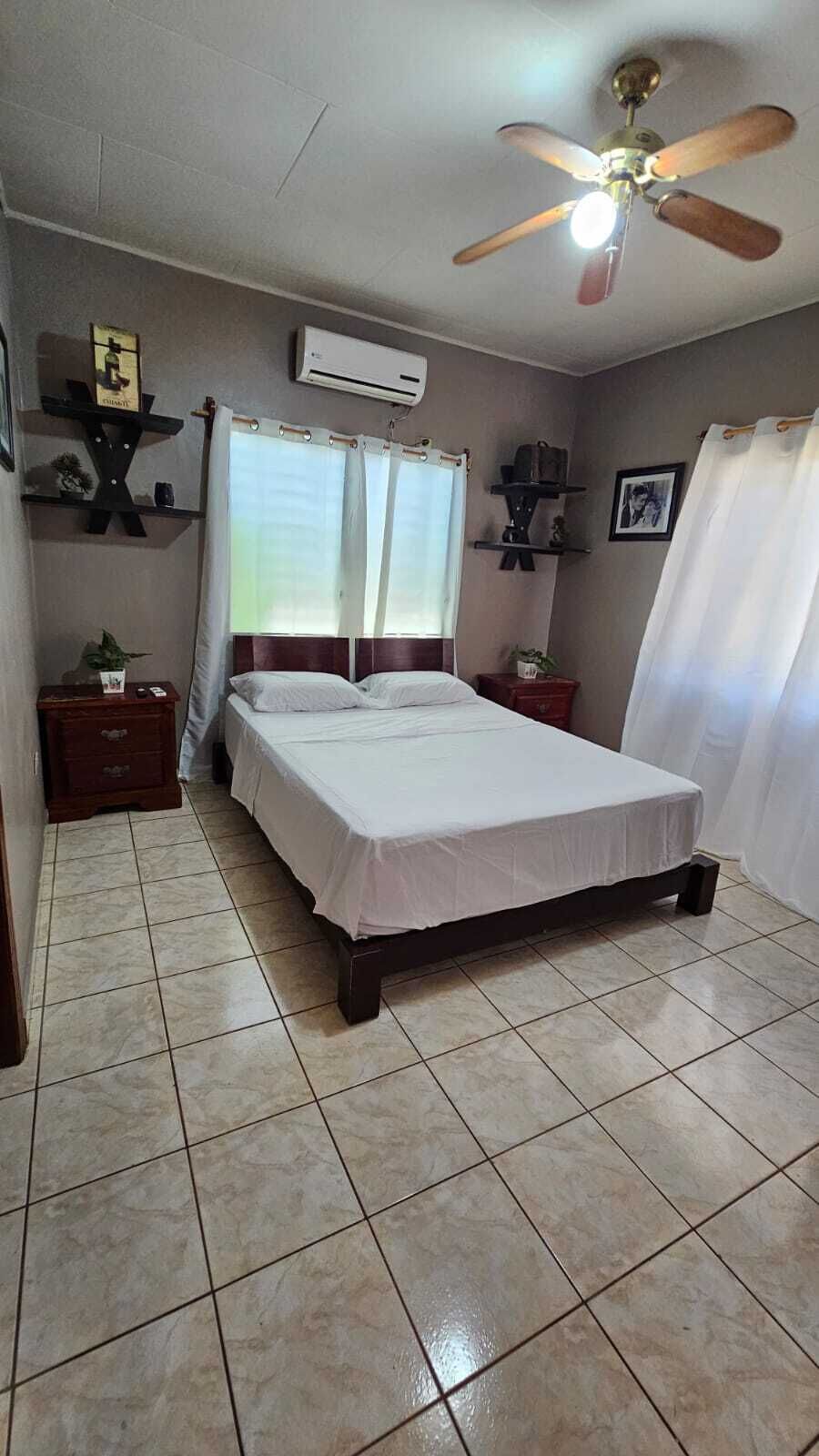 Double Room | Desk, iron/ironing board, free WiFi
