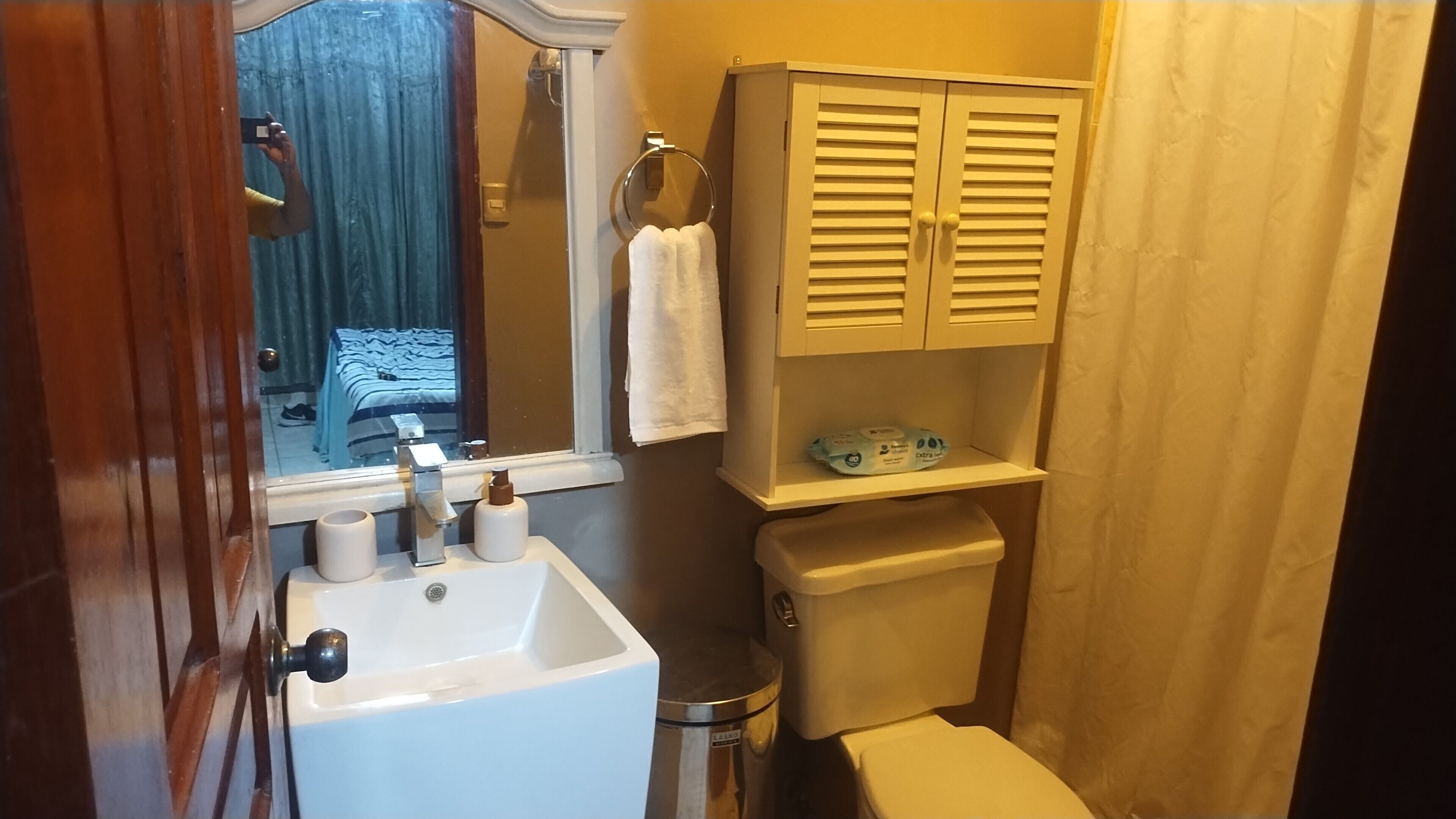 Double Room | Bathroom | Shower, towels, soap, shampoo