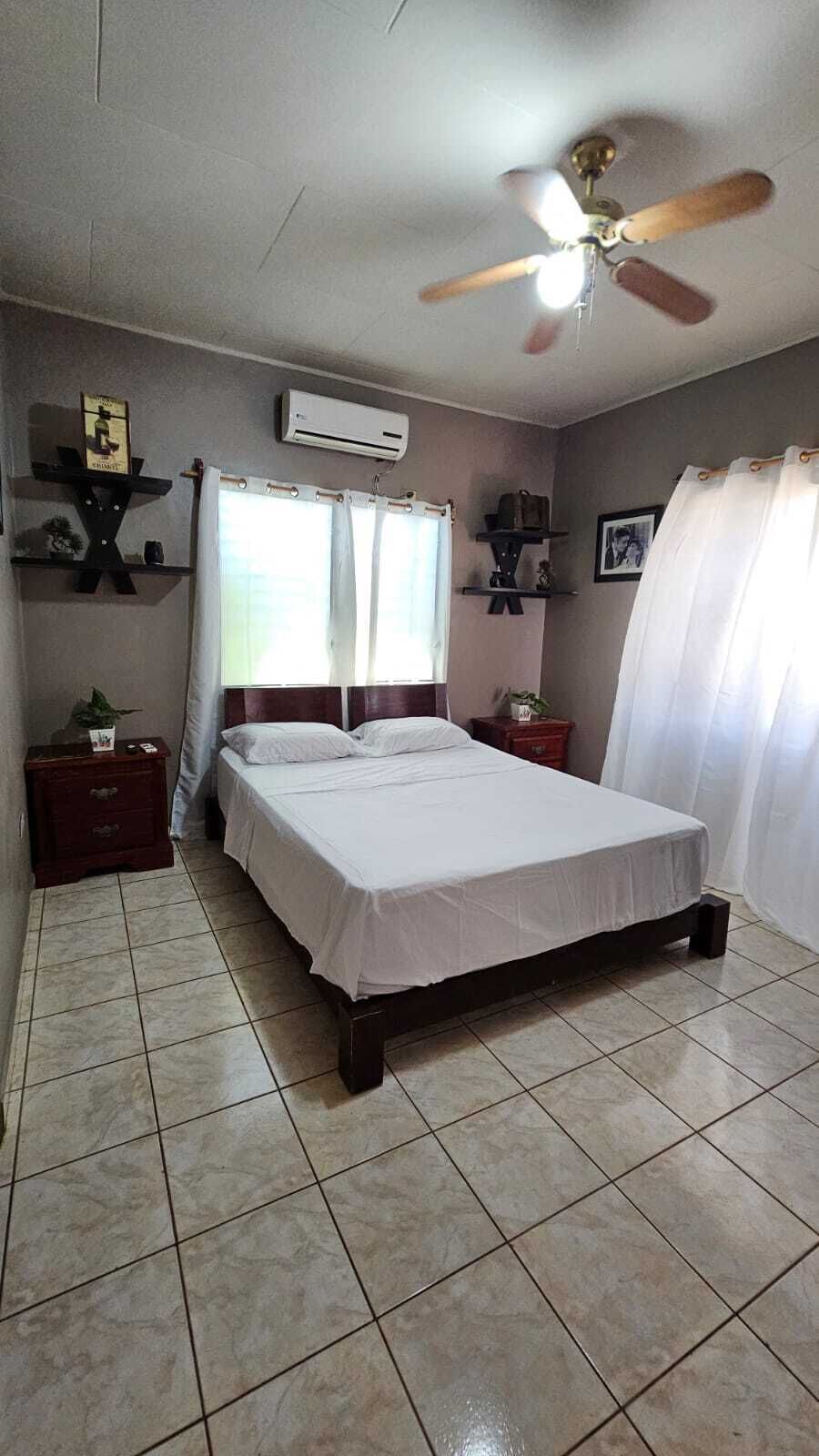 Double Room | Desk, iron/ironing board, free WiFi