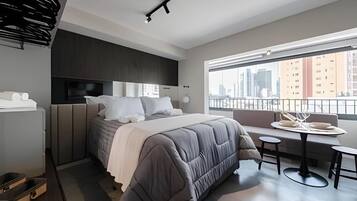 1 quarto, acesso à internet, roupa de cama