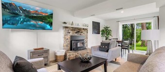 Golden Haven Cottage - Wedding and Winery Retreat