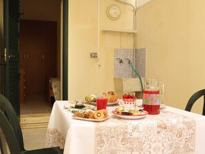 Dining - Vrbo Property (Donnalucata)