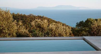 Villa Nevas Private House with Pool