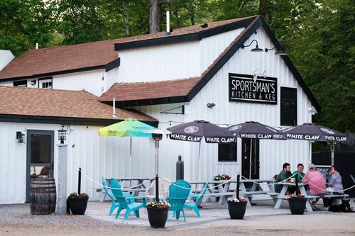 Minnow Cottage on the Stunning West Shore of Sebago Lake