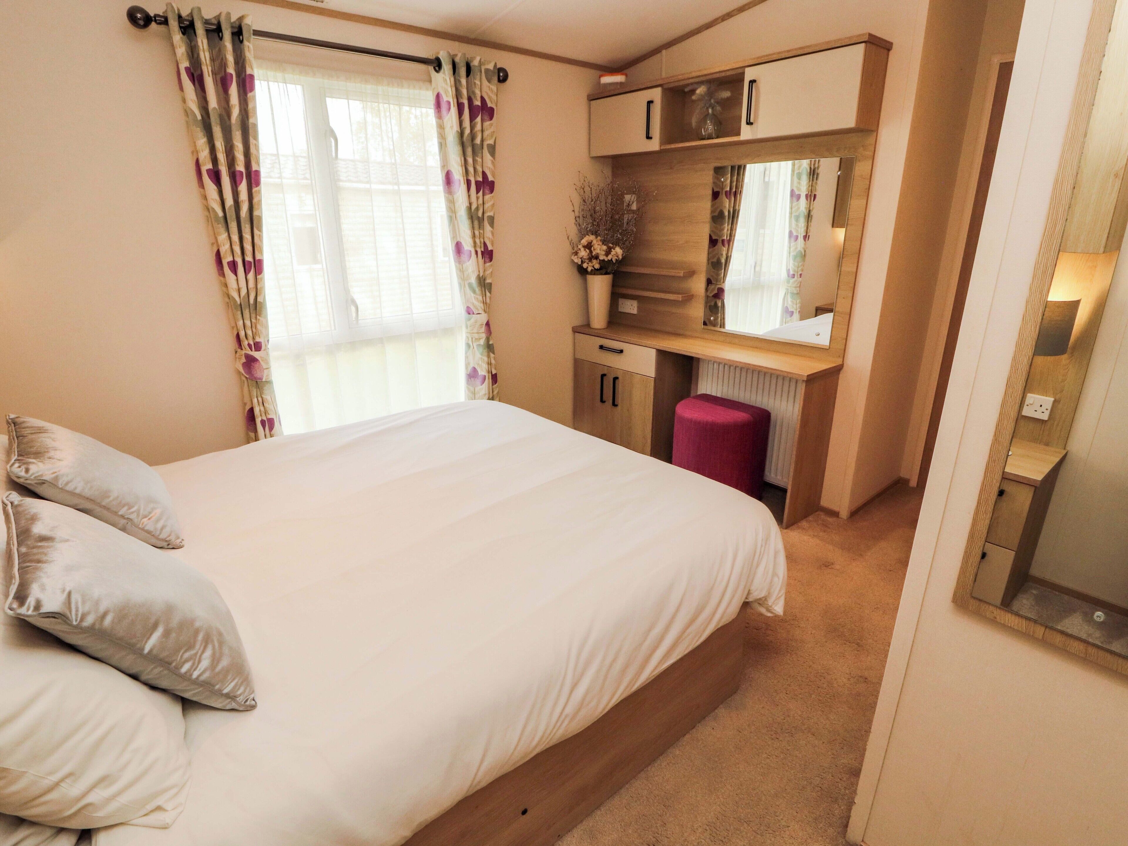 2 bedrooms, WiFi (free), individually decorated, individually furnished