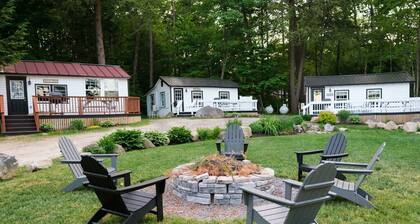 Black Bear Cottage on the Stunning West Shore of Sebago Lake