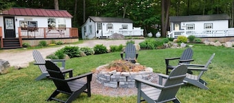 Big Moose Cottage on the Stunning West Shore of Sebago Lake
