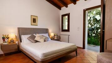 Deluxe Double Room, Hill View | In-room safe, desk, free WiFi