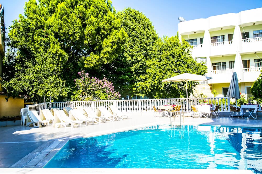 varol hotel içmeler