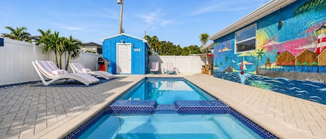 Beheizter Pool