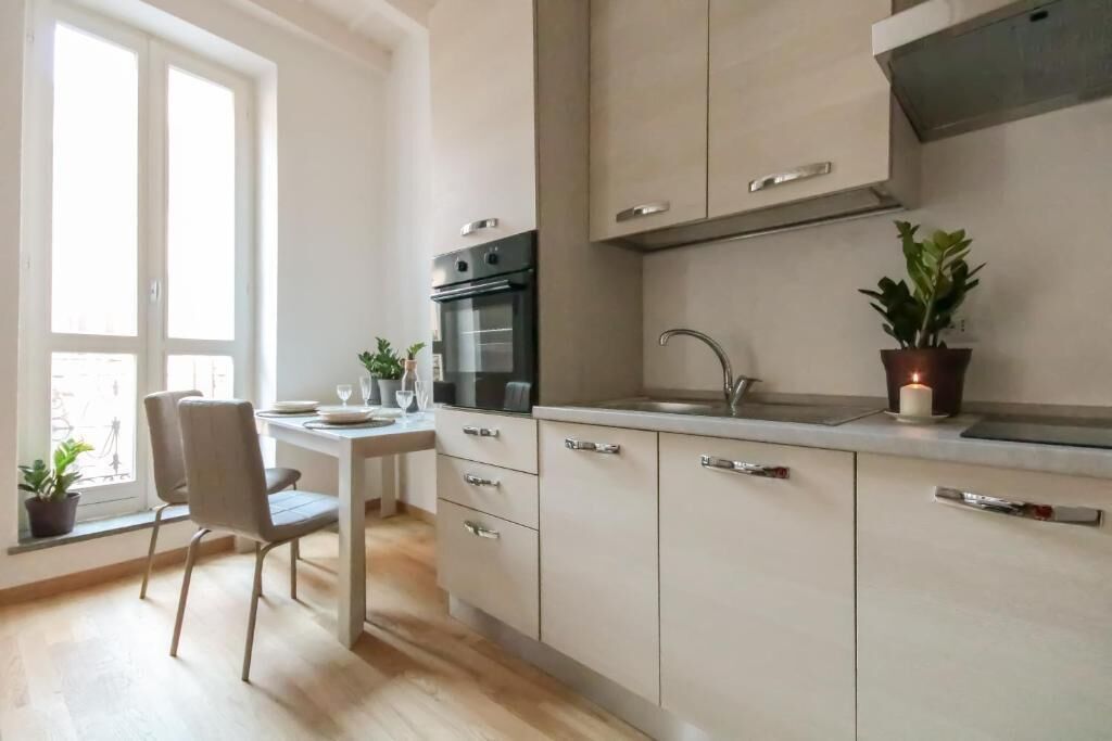 Appartement, balcon, vue sur la ville | Cuisine privée | Réfrigérateur grande capacité avec congélateur, un four