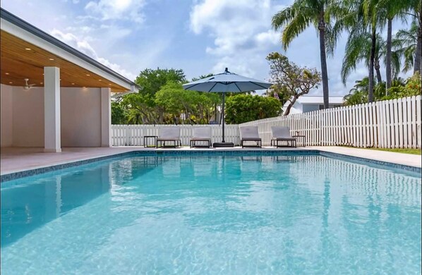 Pool - La estrella (Miami)