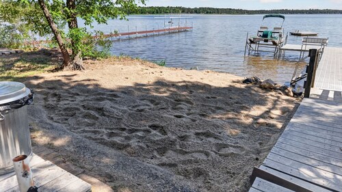 Northwoods Lake Cabin Beautiful lake views Privacy