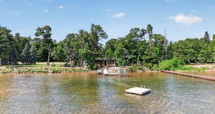 Northwoods Lake Cabin Beautiful lake views Privacy
