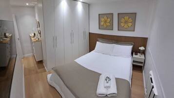 2 bedrooms, desk, iron/ironing board, travel cot