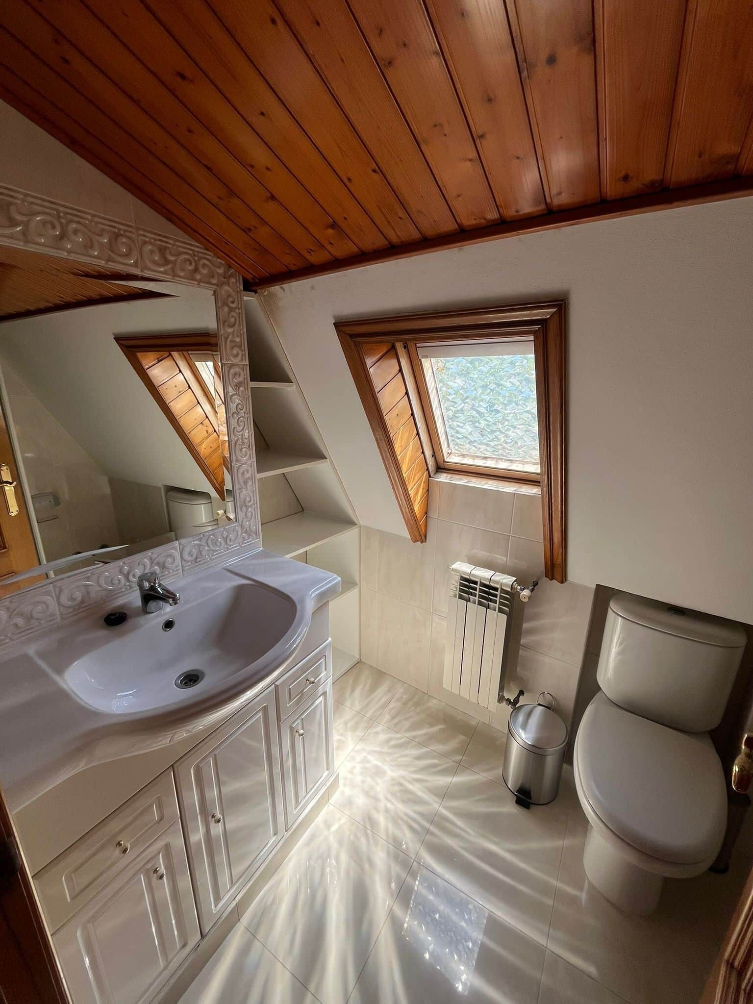 Bidet, towels, soap, toilet paper