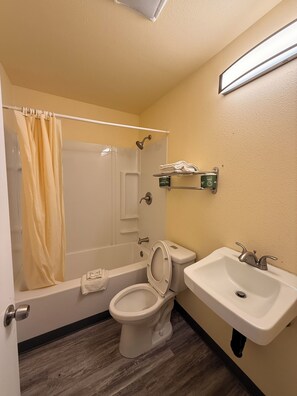 Room, 1 Queen Bed, Microwave | Bathroom | Towels, soap, toilet paper