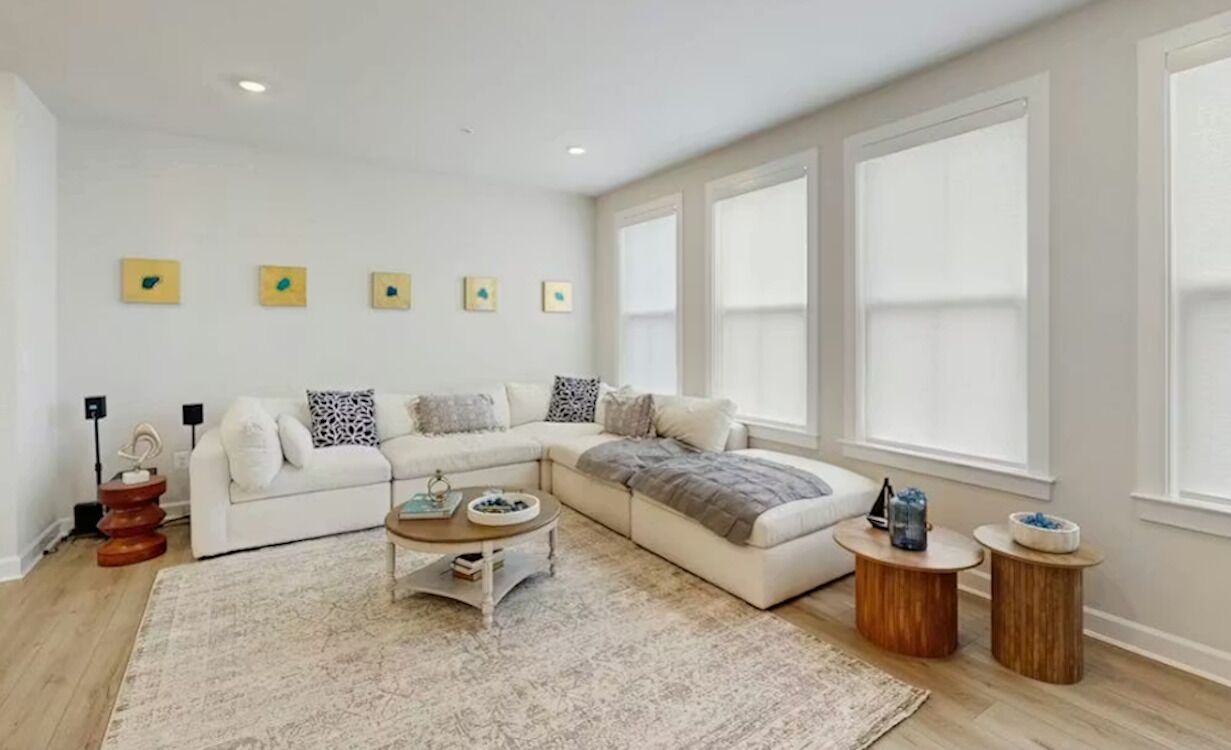 Rehoboth Retreat W/ Pool, Deck & Fireplace - Lewes