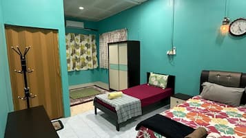 In-room safe, iron/ironing board, free WiFi, bed sheets
