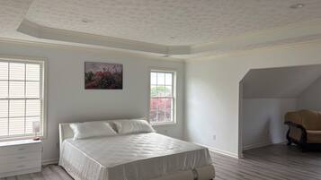 Bureau, Wi-Fi gratuit, draps fournis