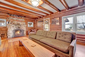 TV, fireplace - Lake View ~ Authentic Log Cabin ~ Spruce Lodge (Albrightsville)