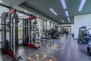 Fitness facility - Furnished 1BR apartment with Fast WiFi, Workspace & Gym – Westlands (Nairobi)