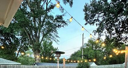 Pet friendly High Point Terrace Gem-Backyard Oasis