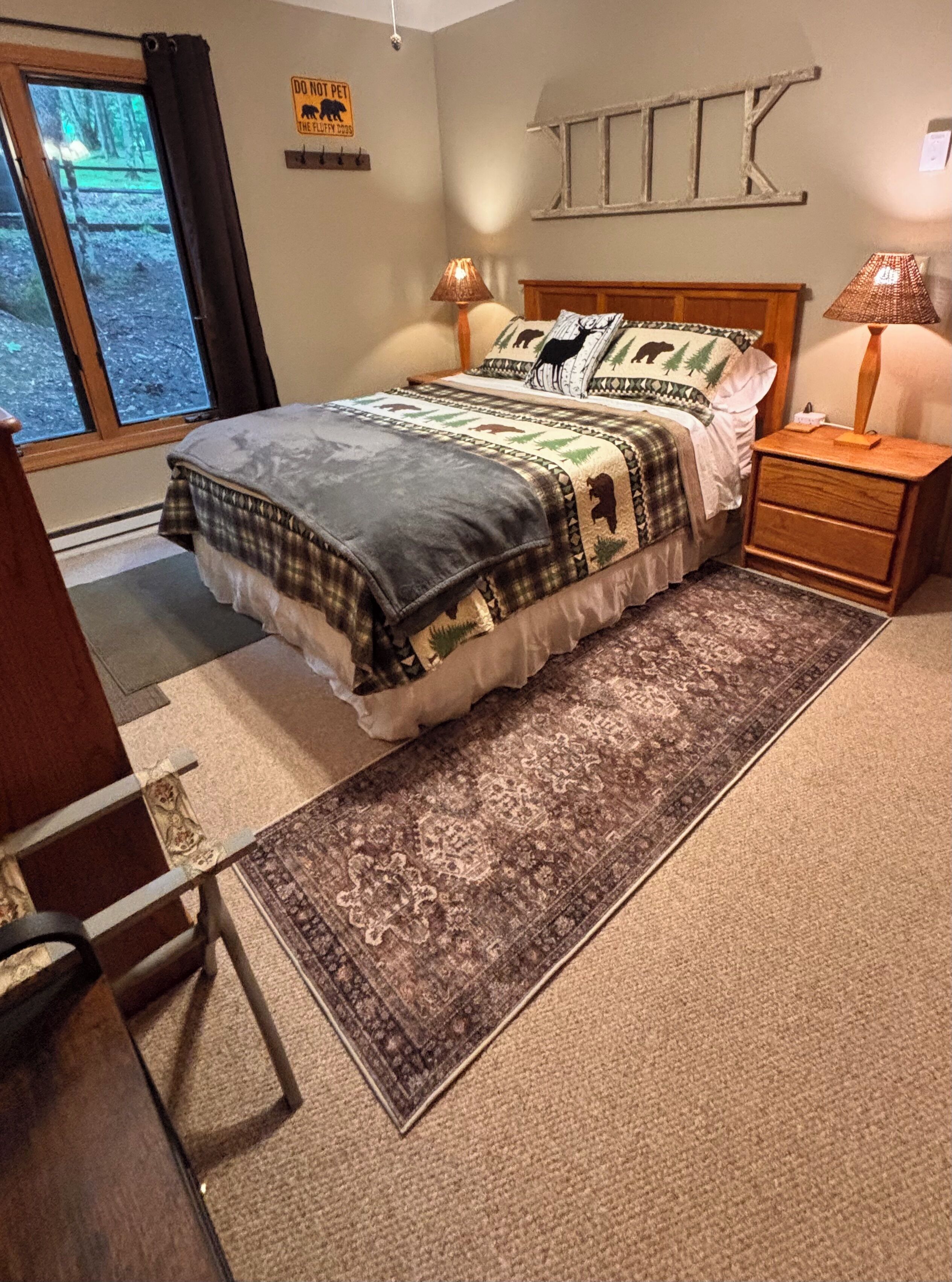 4 habitaciones, tabla de planchar con plancha, wifi y ropa de cama 