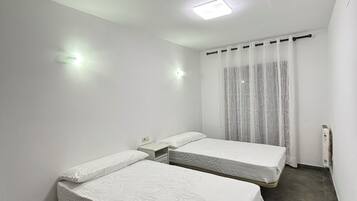 1 habitación, wifi y ropa de cama