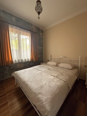 2 camere, lenzuola, accesso in sedia a rotelle