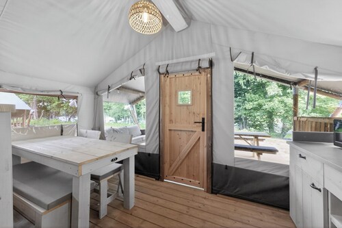 Glamping in Blacksburg on the New River