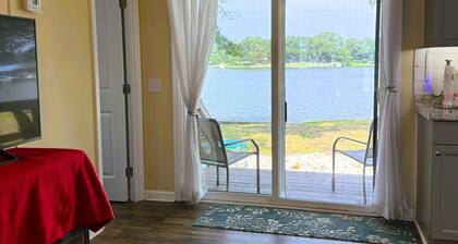 LITTLE WICOMICO WATERFRONT COMPOUND WITH KAYAKS, ARCADE, DOCKS, WESTERN SUNSETS
