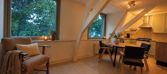 Newly renovated vacation rental between Amsterdam, the North Sea, the dunes, and Egmond