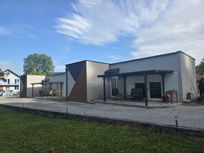 Exterior - Holiday Home with Terrace (Pozega)
