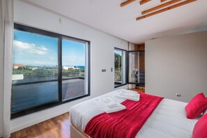 House, Balcony, Garden View | View from room - Table Top by Azorean Living (Ponta Delgada, São Miguel)