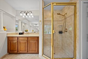 Bathroom - Jupiter Farms Paradise- 5BR Pool Retreat (Jupiter)