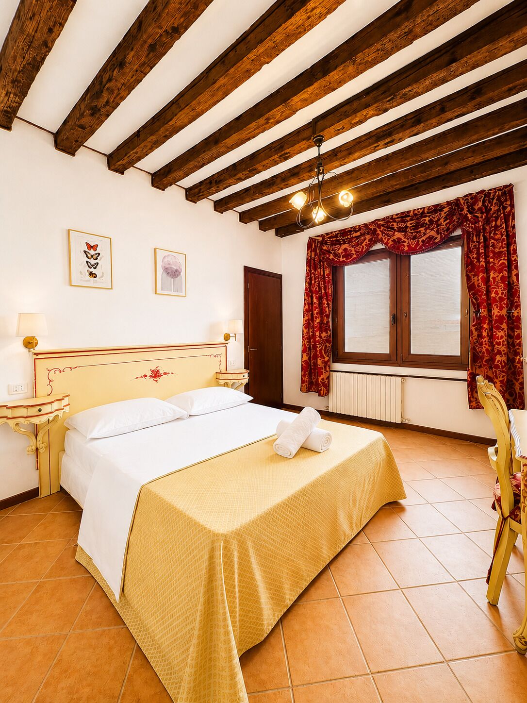 Standard Double Room, City View | Iron/ironing board, free WiFi